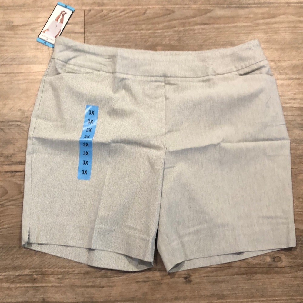 Hilary Radley Womens Shorts